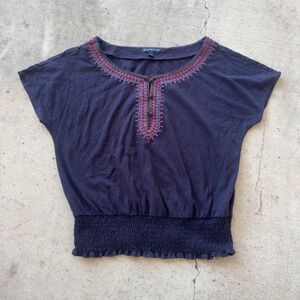 American Eagle Top Womens Small Boho‎ 2010s Smocked Embroidered Navy Good